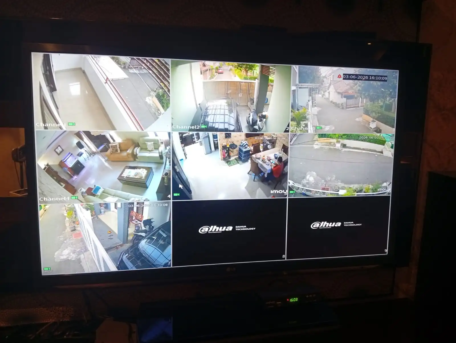 Hasil pemasangan CCTV untuk pemantauan area puskesmas